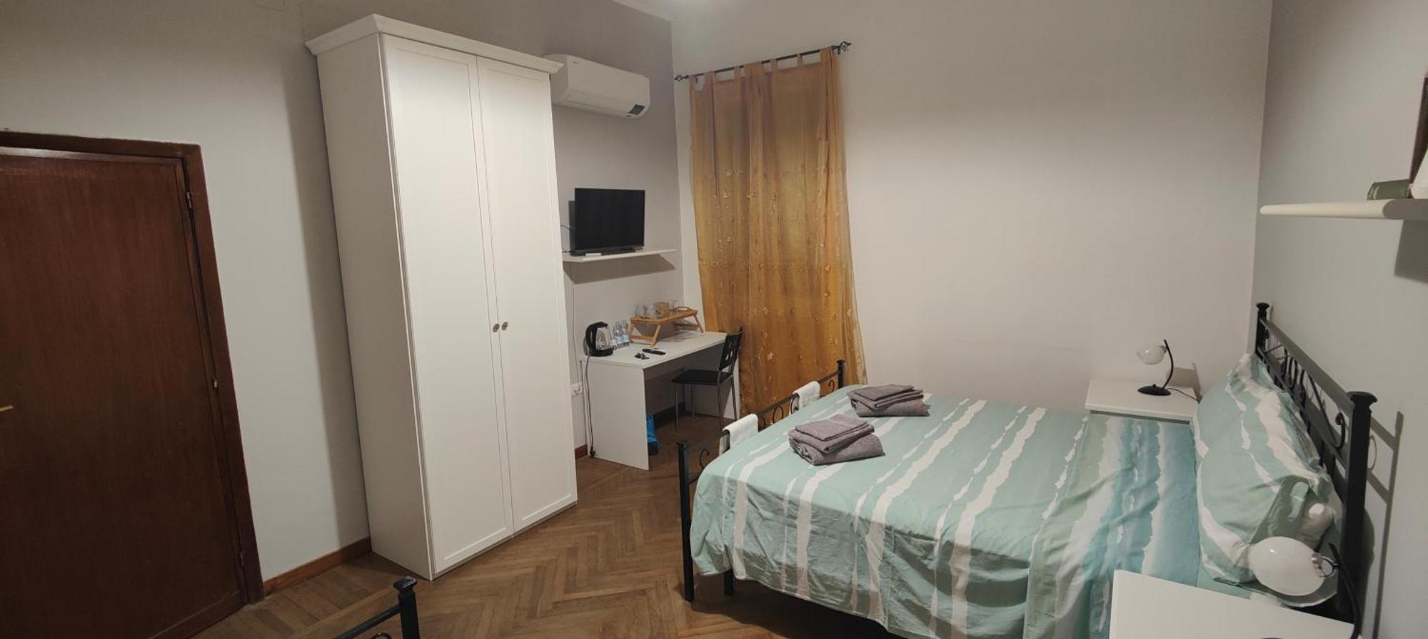 Guest House Italy 21 -Affittacamere ซัสซารี ภายนอก รูปภาพ