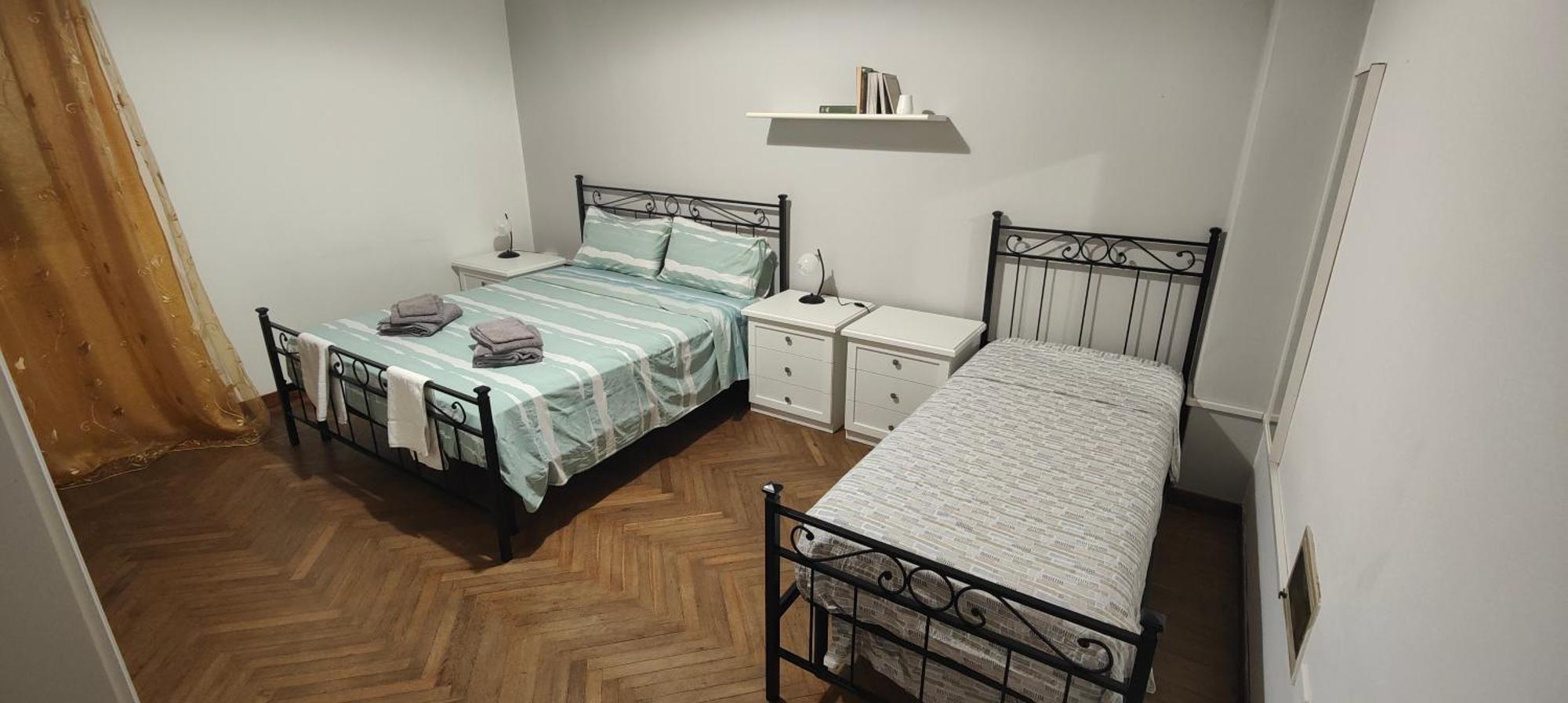 Guest House Italy 21 -Affittacamere ซัสซารี ภายนอก รูปภาพ